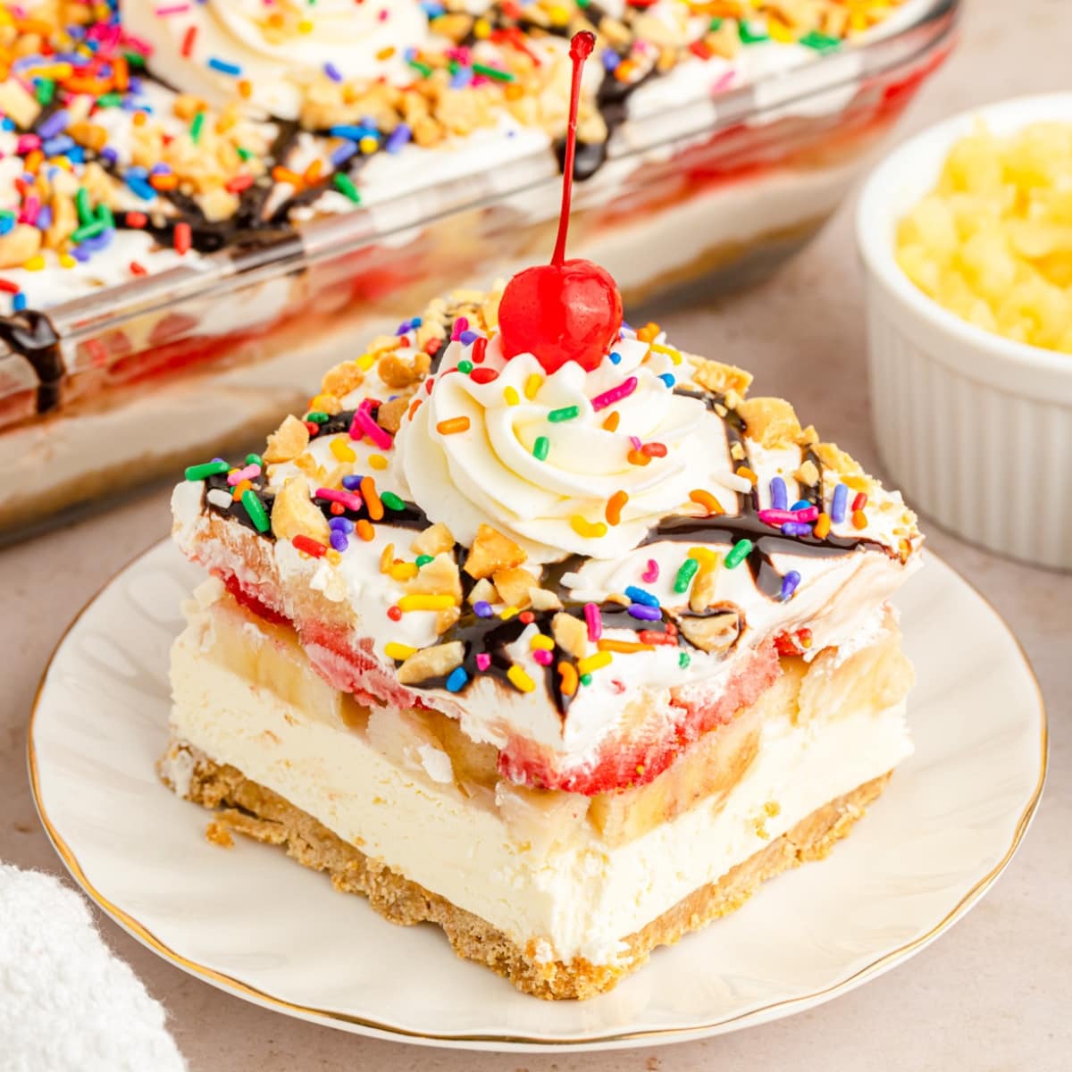 Easy Banana Split Dessert Recipe No Bake Banana Split Ice Cream Cake 
