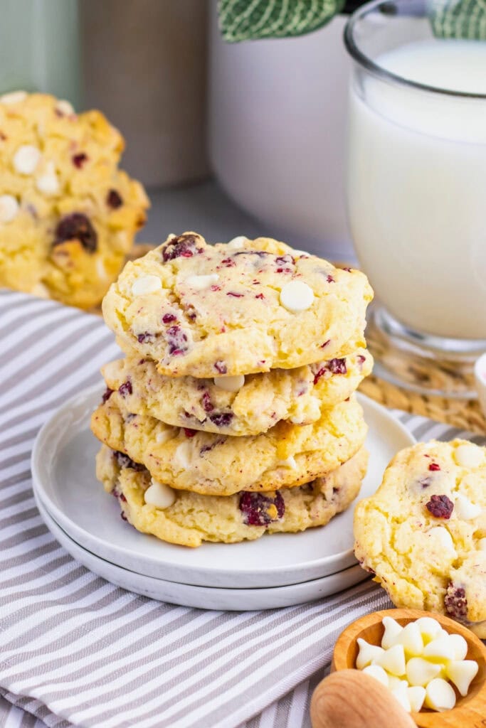 Copycat Subway Raspberry Cheesecake Cookies - Kim Schob